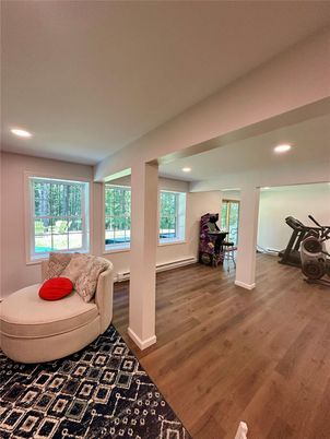 Interior, Recessed Lighting, Wood Texture Flooring