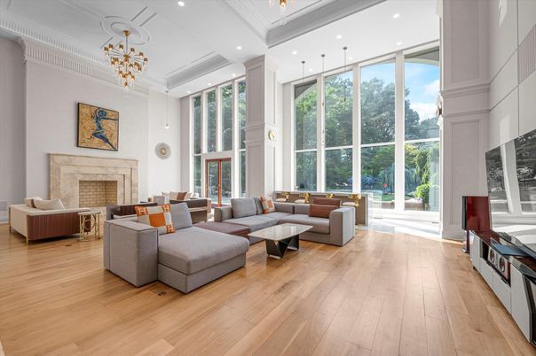 Fireplace, Interior, Living room, Pendant Lights, Recessed Lighting, Wood Texture Flooring