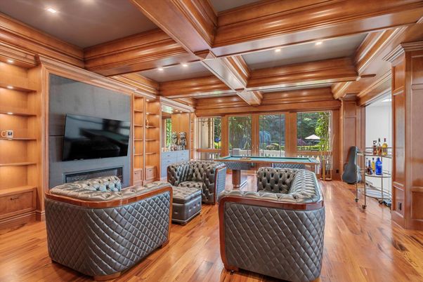 Interior, Living room, Recessed Lighting, Wood Texture Flooring, Wooden Walls