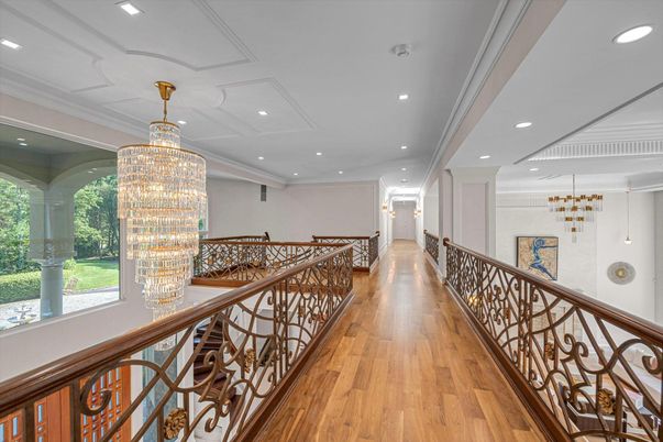 Chandelier, Interior, Recessed Lighting, Wood Texture Flooring
