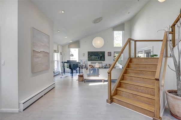 Interior, Pendant Lights, Piano, Recessed Lighting, Wood Texture Flooring