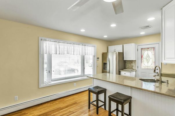 Interior, Kitchen, Recessed Lighting, Wood Texture Flooring