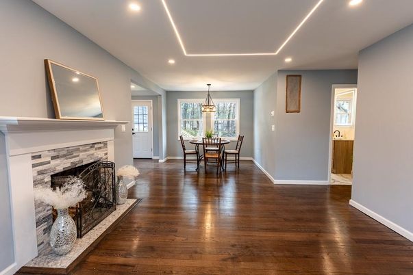 Dining room, Fireplace, Interior, Pendant Lights, Recessed Lighting, Wood Texture Flooring
