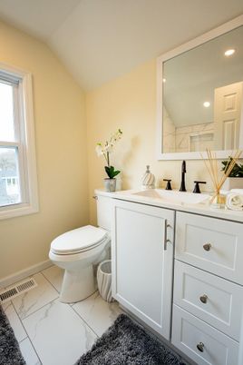 Bathroom, Interior, Marble, Recessed Lighting