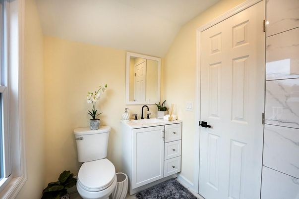 Bathroom, Interior, Marble Walls