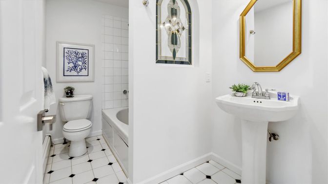 Bathroom, Interior
