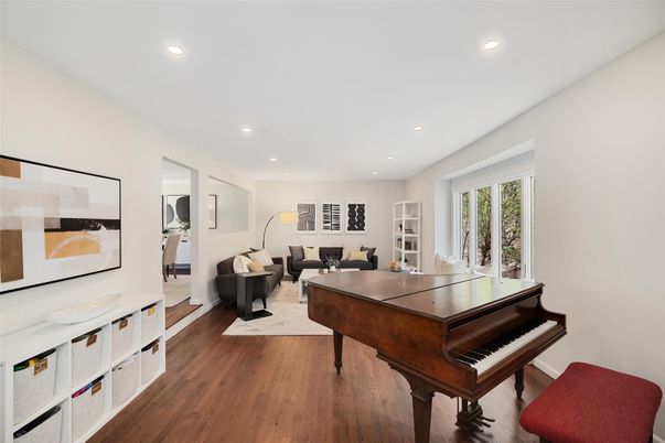 Interior, Living room, Piano, Recessed Lighting, Wood Texture Flooring