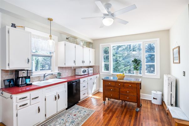 Interior, Kitchen, Pendant Lights, Wood Texture Flooring