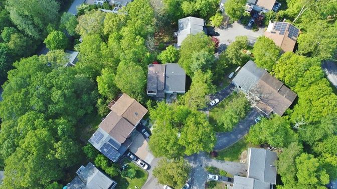 Exterior, Drone