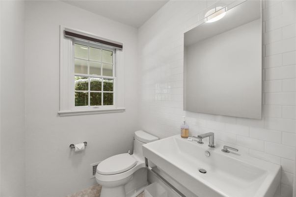 Bathroom, Interior