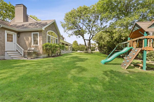 Backyard, Exterior, Playground