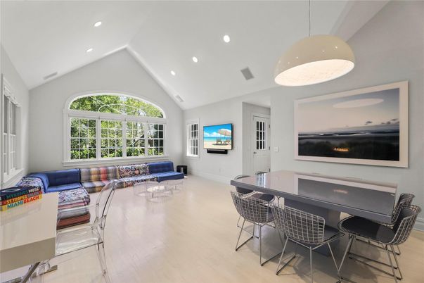Dining room, Interior, Living room, Pendant Lights, Recessed Lighting, Wood Texture Flooring