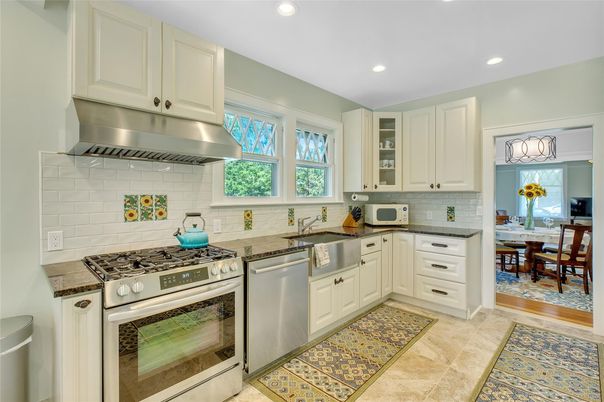Dining room, Interior, Kitchen, Recessed Lighting, Stainless Steel Appliances