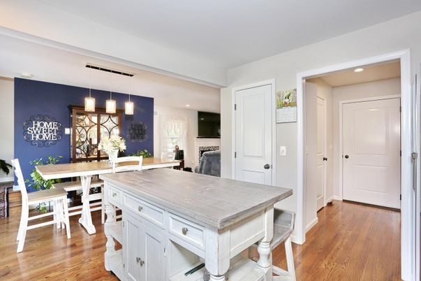 Dining room, Interior, Pendant Lights, Recessed Lighting, Wood Texture Flooring