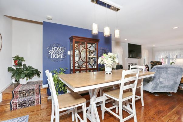 Dining room, Fireplace, Interior, Pendant Lights, Recessed Lighting, Wood Texture Flooring