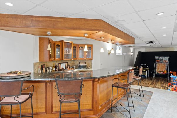 Interior, Pendant Lights, Recessed Lighting, Wood Texture Flooring