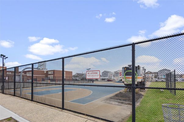 Exterior, Tennis Courts
