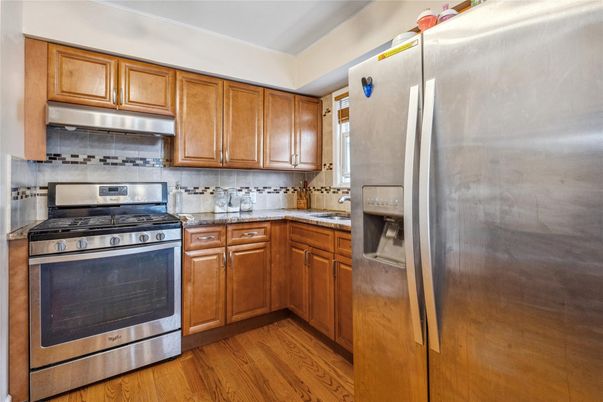 Interior, Kitchen, Stainless Steel Appliances, Wood Texture Flooring