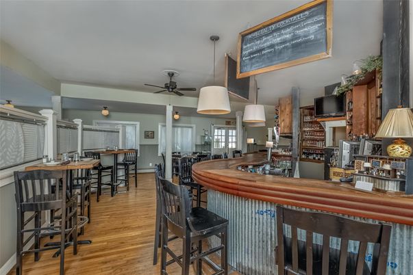 Dining room, Interior, Kitchen, Pendant Lights, Wood Texture Flooring