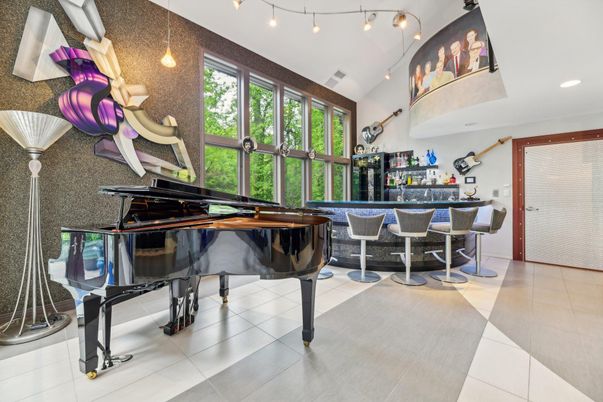 Interior, Piano, Recessed Lighting