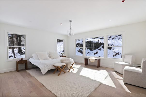 Interior, Living room, Pendant Lights, Wood Texture Flooring