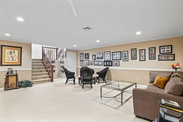 Dining room, Interior, Living room, Recessed Lighting