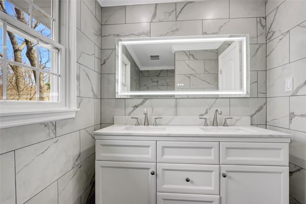 Bathroom, Interior, Marble Walls
