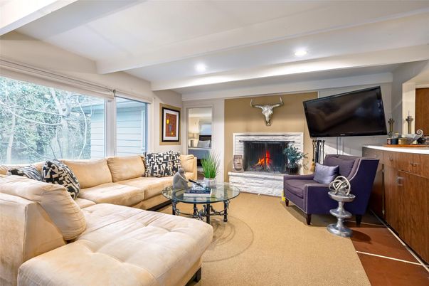 Fireplace, Interior, Living room, Recessed Lighting
