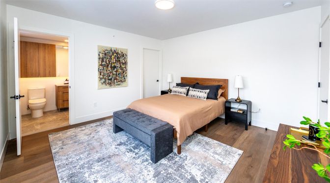 Bathroom, Bedroom, Interior, Recessed Lighting, Wood Texture Flooring