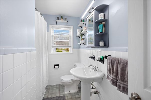 Bathroom, Interior