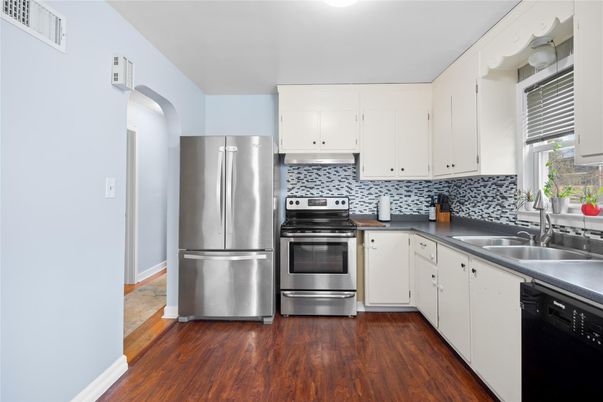 Interior, Kitchen, Stainless Steel Appliances, Wood Texture Flooring