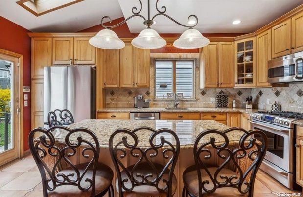 Interior, Kitchen, Pendant Lights, Recessed Lighting, Stainless Steel Appliances