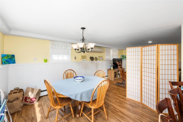 Chandelier, Dining room, Interior, Recessed Lighting, Wood Texture Flooring