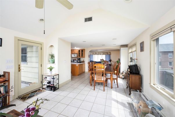 Dining room, Interior, Kitchen, Recessed Lighting