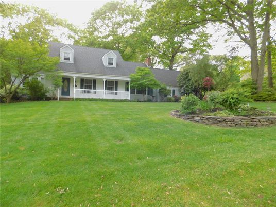 Backyard, Exterior, Facade, Cape Cod
