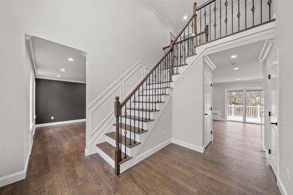Interior, Recessed Lighting, Wood Texture Flooring