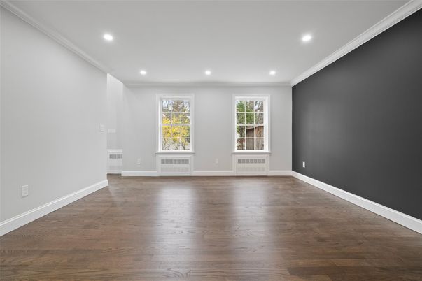 Empty room, Interior, Recessed Lighting, Wood Texture Flooring