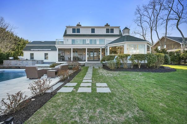 Backyard, Exterior, Facade, Pool, American Foursquare