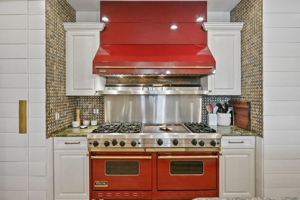 Interior, Kitchen, Stainless Steel Appliances