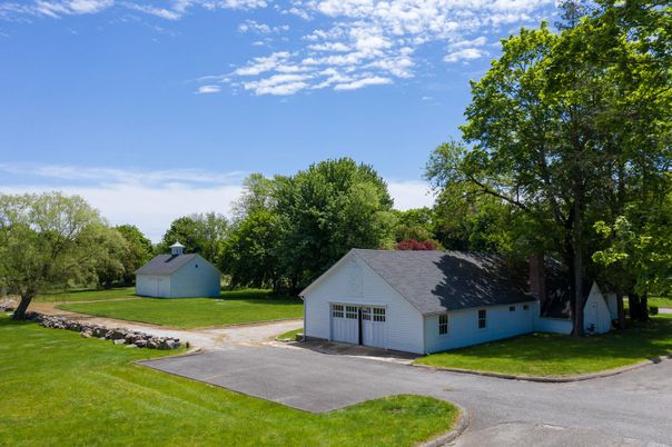 Backyard, Detached Garage, Exterior