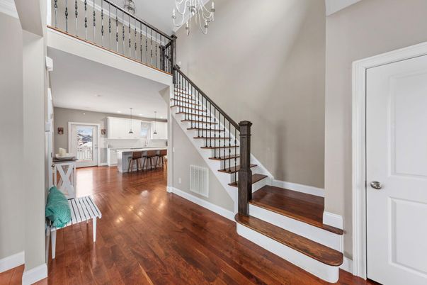 Chandelier, Dining room, Interior, Kitchen, Recessed Lighting, Wood Texture Flooring