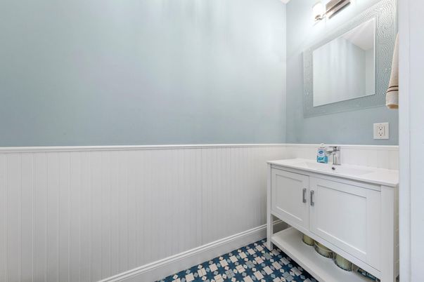 Bathroom, Interior