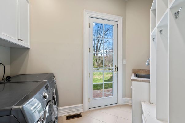 Interior, Washer