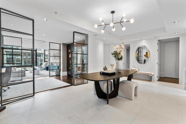 Dining room, Interior, Pendant Lights, Recessed Lighting