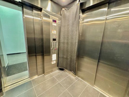 Elevator, Interior