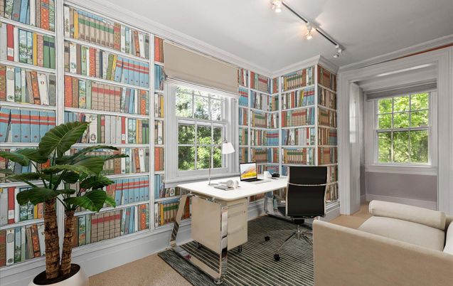 Home Office, Interior