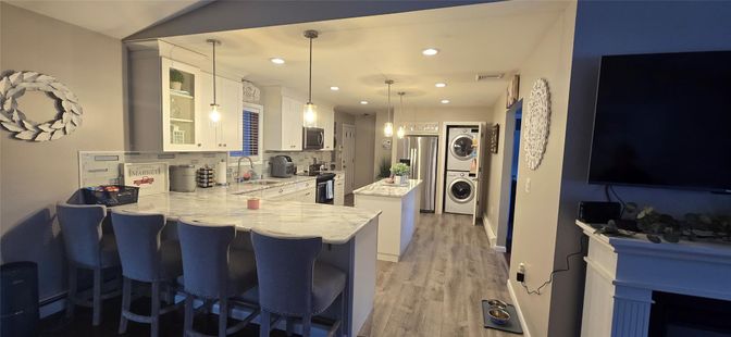 Interior, Kitchen, Pendant Lights, Recessed Lighting, Washer, Wood Texture Flooring