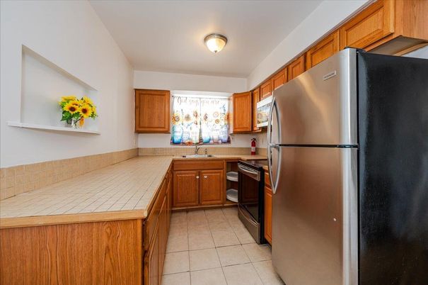 Interior, Kitchen, Tile Countertops