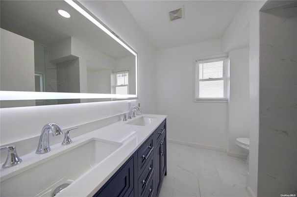Bathroom, Dual Sink Vanities, Interior, Marble, Recessed Lighting