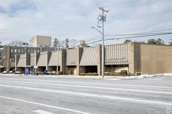 Exterior, Facade, Highrise